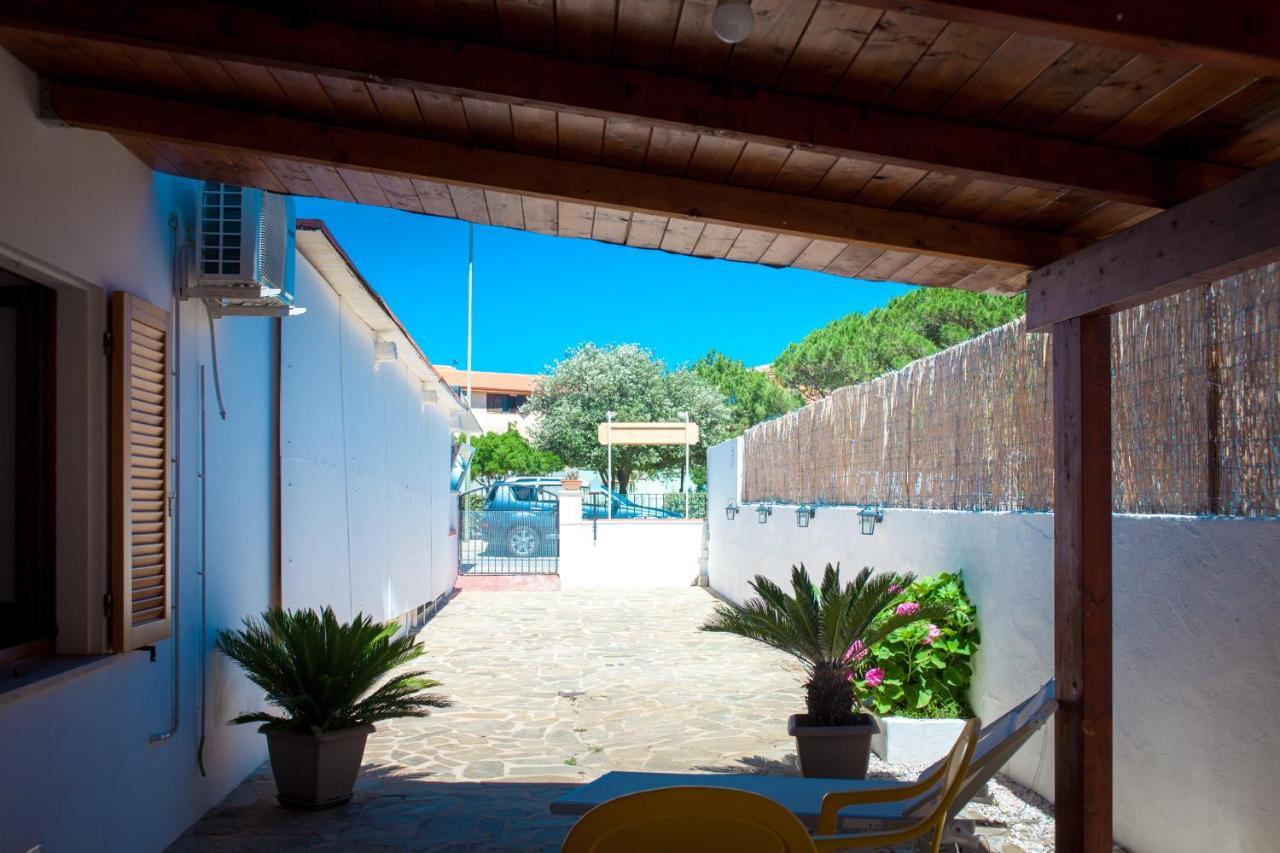 Brezza B&B Golfo Aranci Exterior foto