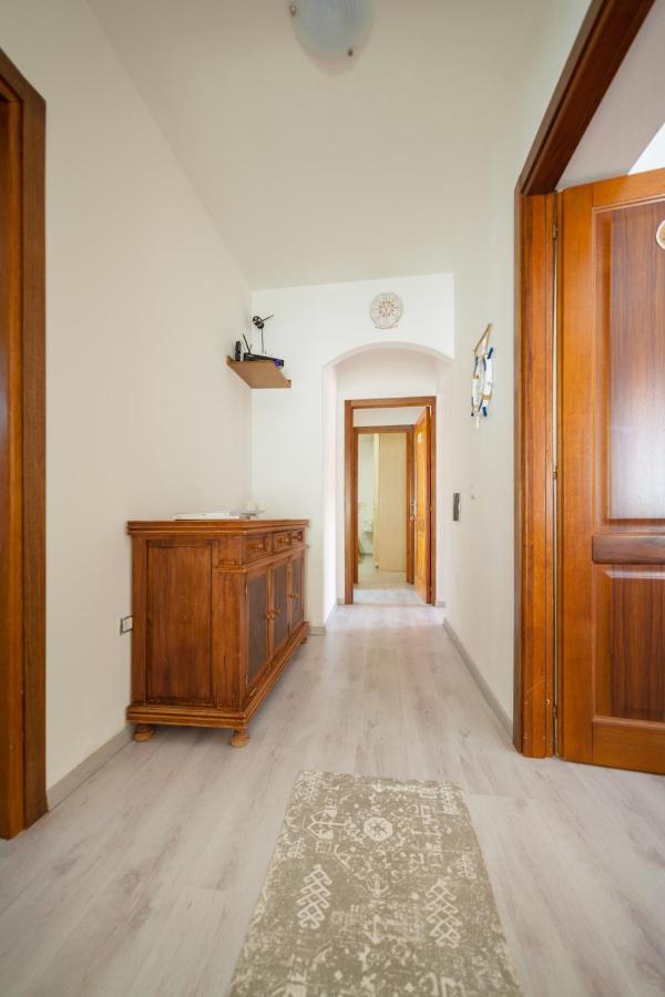 Brezza B&B Golfo Aranci Exterior foto